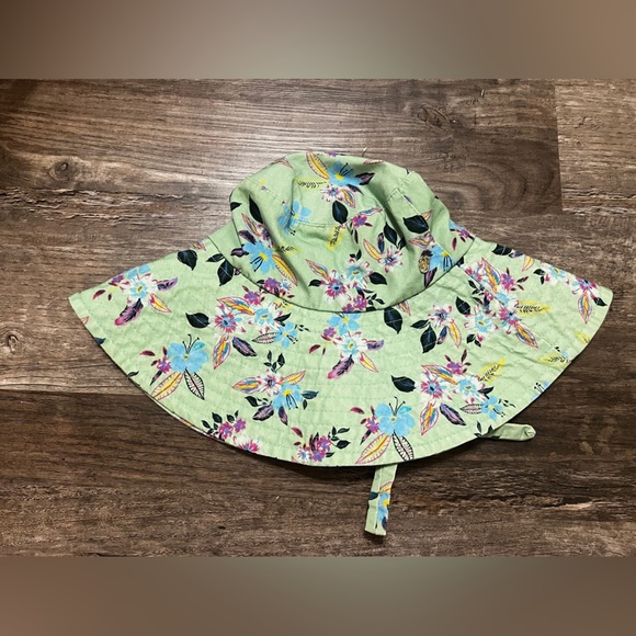 FINAL PRICE Steve Madden Womens Floral Sun Beach Bucket Hat - Picture 1 of 6
